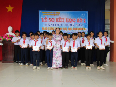 LỄ SƠ KẾT HK I NĂM HỌC 2018-2019